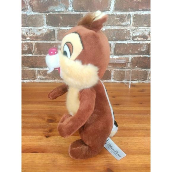 Walt DISNEY WORLD RESORT Dale Chipmunk (Chip n Dale ) 9" Plush DISNEY PARKS - Picture 2 of 5